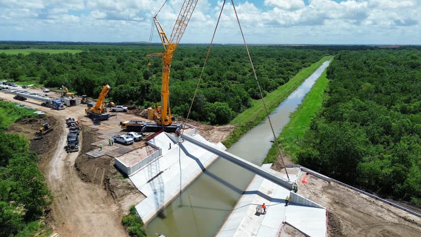 Chimney Rock Bridge — Beam set in progress